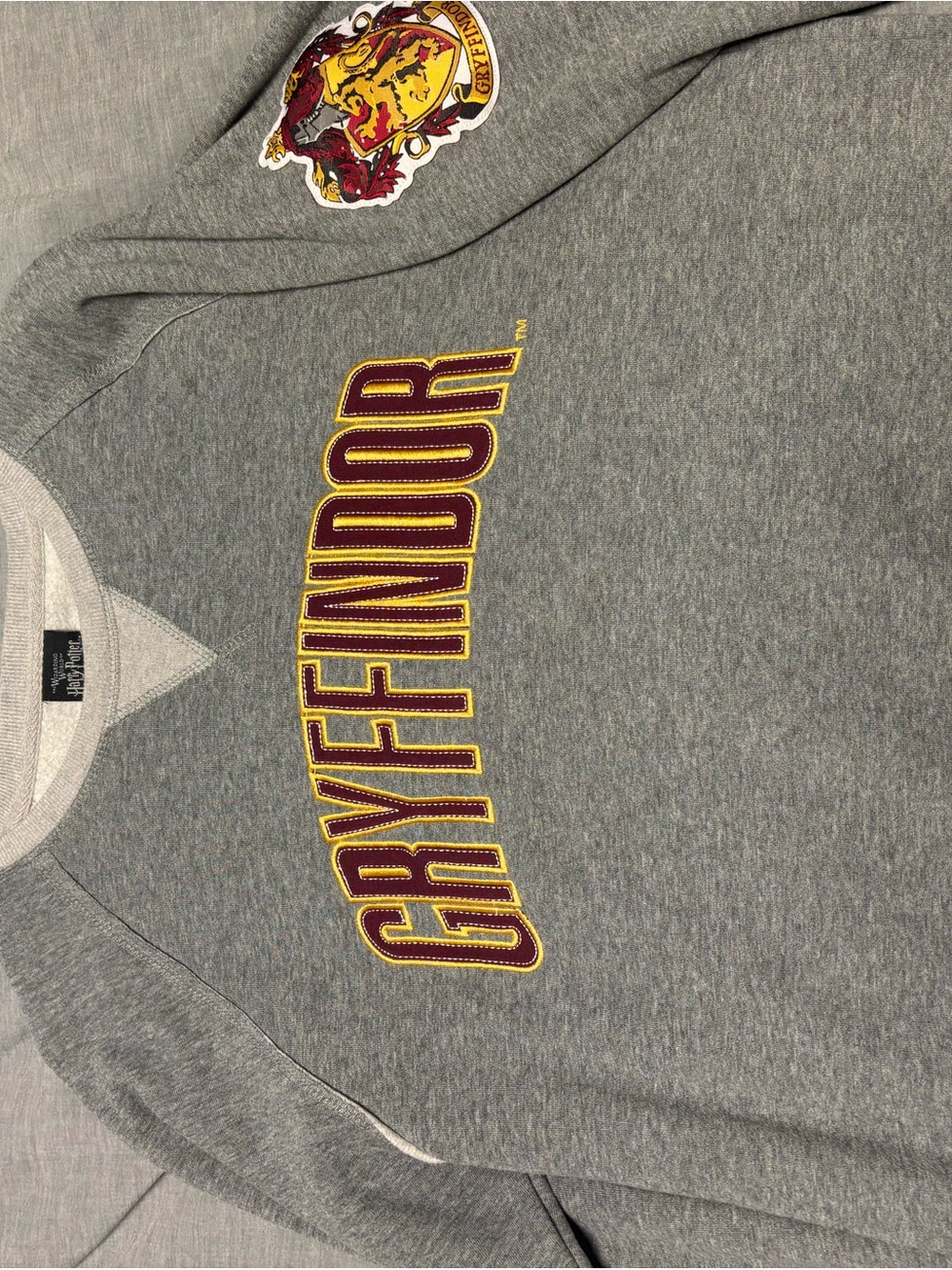 Gryffindor Women’s Grey Crewneck Sweatshirt